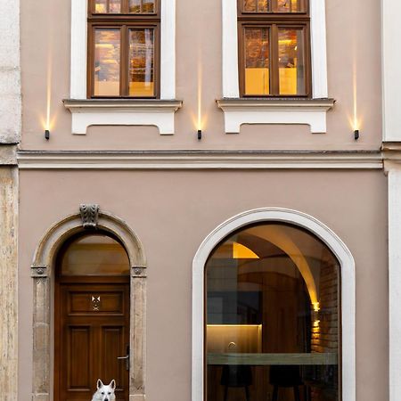 White Wolf Boutique Apartments Olomouc Exteriör bild